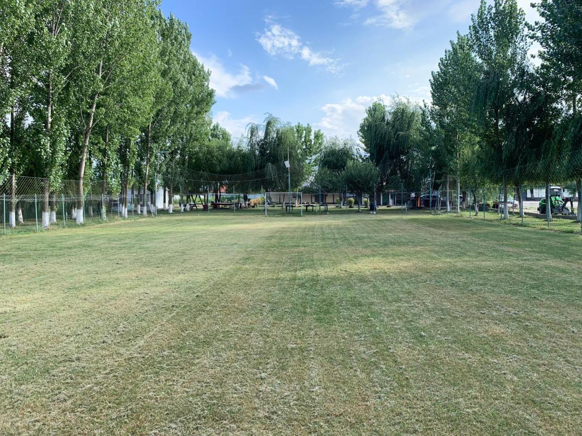 Gigios Sport&Relax Villa Bailesti Kültér fotó