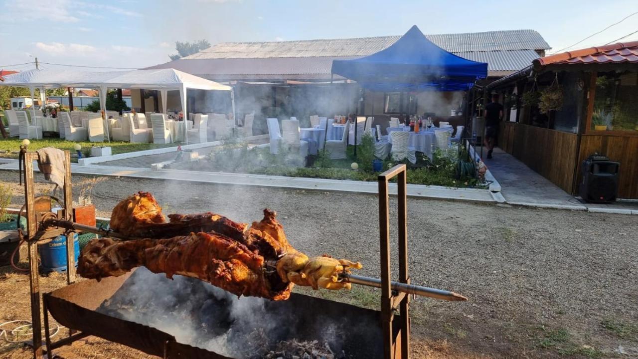 Gigios Sport&Relax Villa Bailesti Kültér fotó